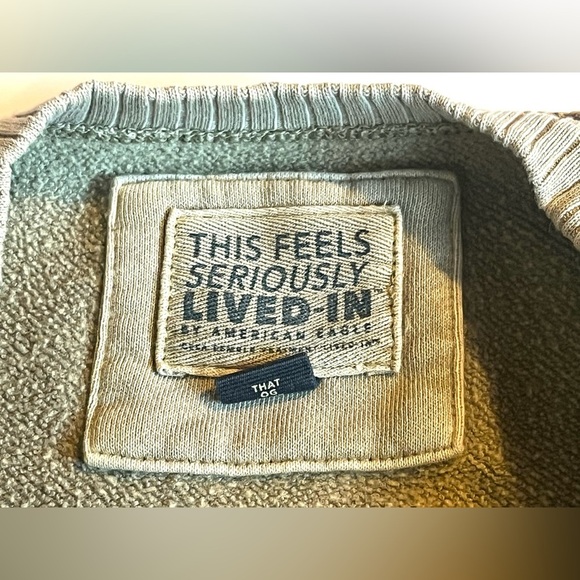 American Eagle Outfitters “Anything Is Possible” Women’s Sage Green Sweatshirt - Picture 10 of 16